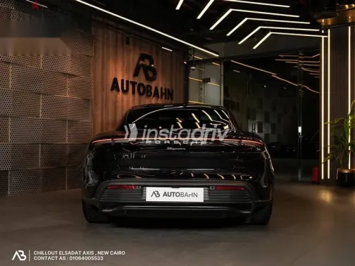 بورش تايكان 2023 أسود مستعملة للبيع - 6