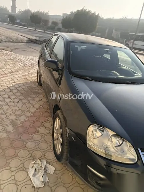 فولكس فاغن جيتا 2008 أزرق غامق مستعملة للبيع - 2