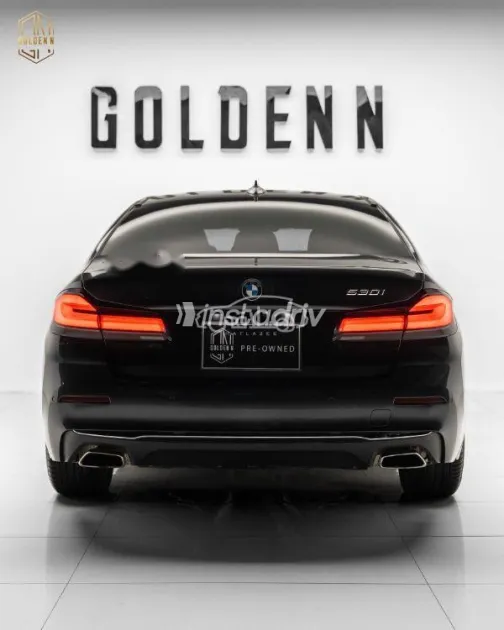 BMW 530 2023 Gray Used for Sale - 2