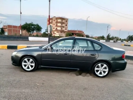 سوبارو ليجاسى 2008 رمادي مستعملة للبيع - 3