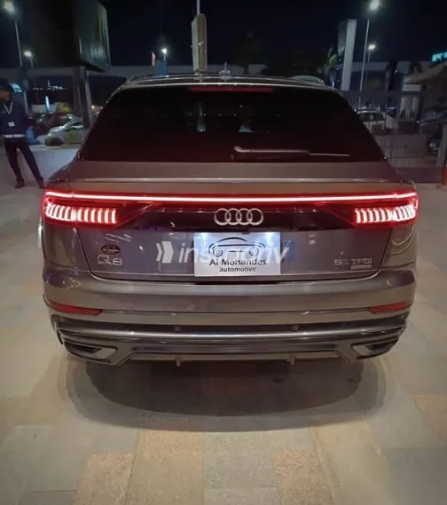 اودي Q8 2020 رمادي مستعملة للبيع - 4