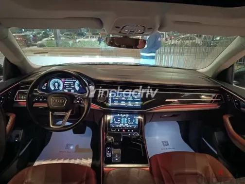 اودي Q8 2020 رمادي مستعملة للبيع - 5