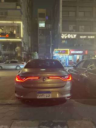 رينو ميجان 2020 أبيض مستعملة للبيع