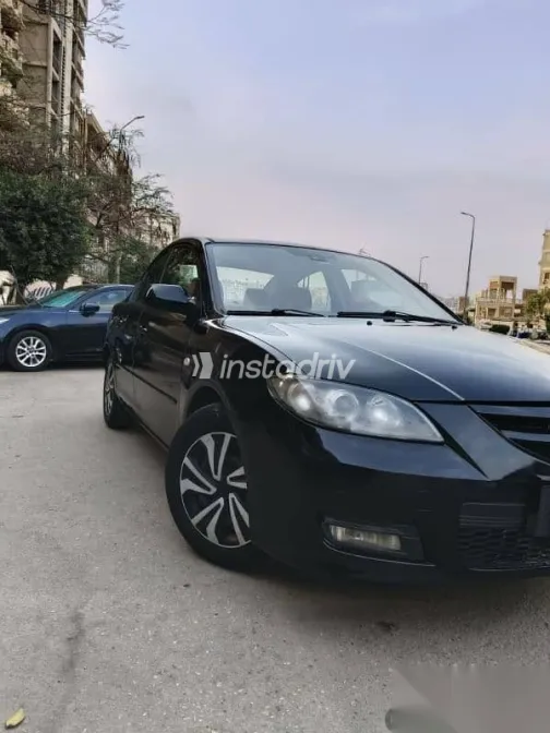 مازدا 3 2007 أسود مستعملة للبيع - 1