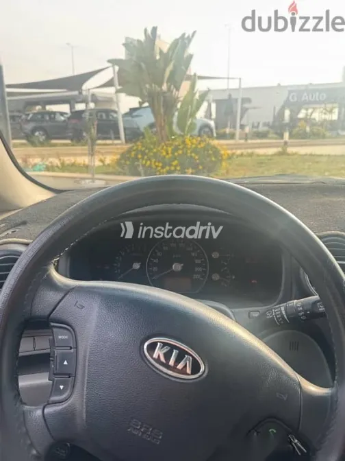 Kia Carens 2012 Gray Used for Sale - 4