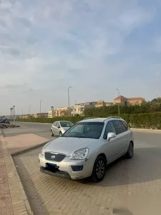 Kia Carens 2012 Gray Used for Sale