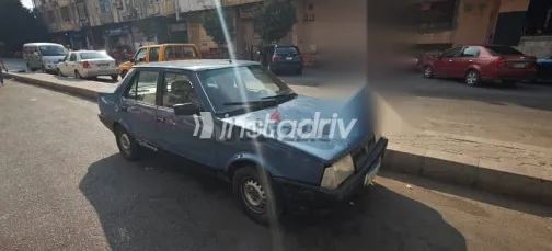 فيات ريجاتا 1986 أزرق غامق مستعملة للبيع - 1