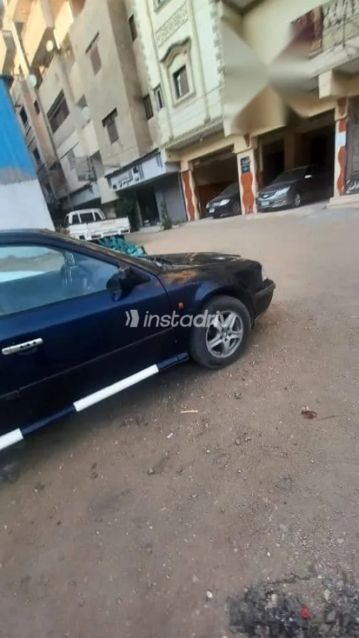 سكودا اوكتافيا 2000 أزرق غامق مستعملة للبيع - 3