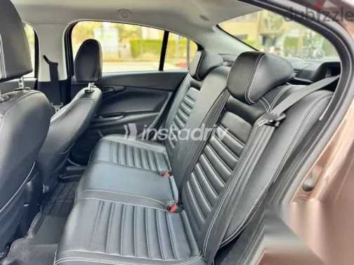 فيات تيبو 2021 بني مستعملة للبيع - 5