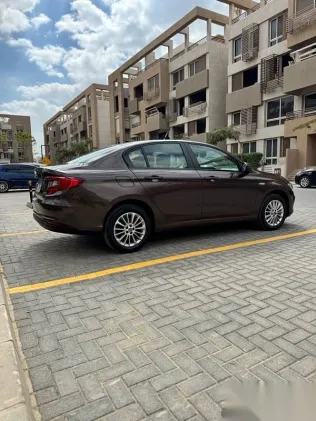 فيات تيبو 2021 بني مستعملة للبيع