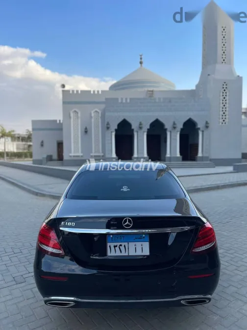 Mercedes E 180 2019 Black Used for Sale - 4
