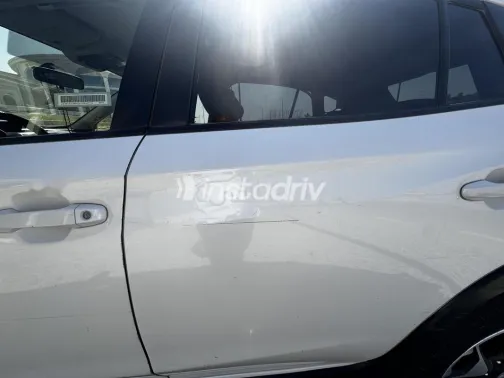 Subaru XV 2019 White Used for Sale - 3
