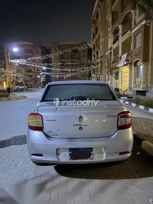 رينو لوجان 2016 رمادي مستعملة للبيع - 3