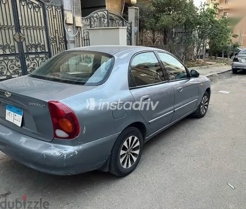 شيفروليه لانوس 2010 أزرق غامق مستعملة للبيع - 2