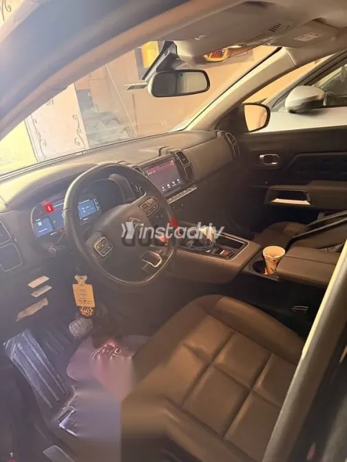 Citroën C5 2022 Black Used for Sale - 3