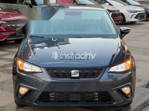 سيات ابيزا 2026 رمادي جديدة للبيع - 2