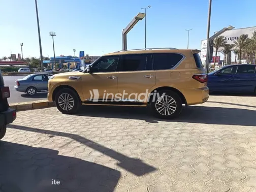 Nissan Patrol 2020 Gold Used for Sale - 5