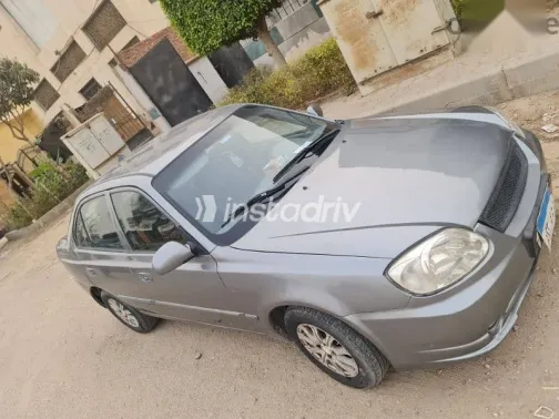 Hyundai Verna 2014 Silver Used for Sale - 4