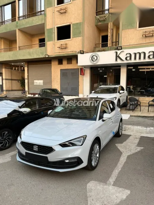 سيات ليون 2026 أبيض جديدة للبيع - 2