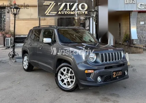 جيب رينيجيد 2022 رمادي مستعملة للبيع - 3