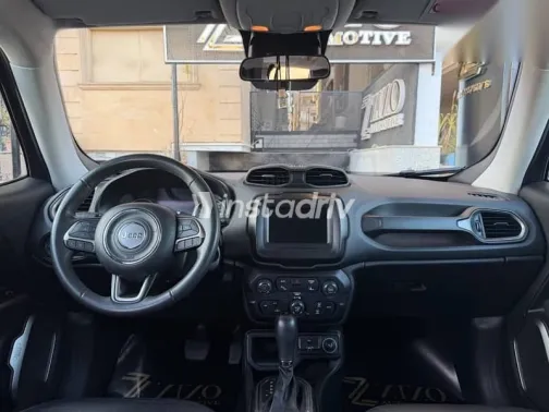 جيب رينيجيد 2022 رمادي مستعملة للبيع - 9