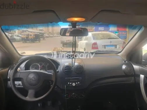 شيفروليه افيو 2012 أسود مستعملة للبيع - 2