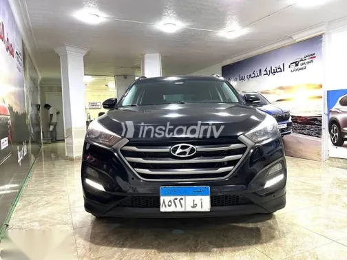 Hyundai Tucson 2017 Black Used for Sale - 1