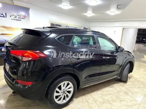 Hyundai Tucson 2017 Black Used for Sale - 5