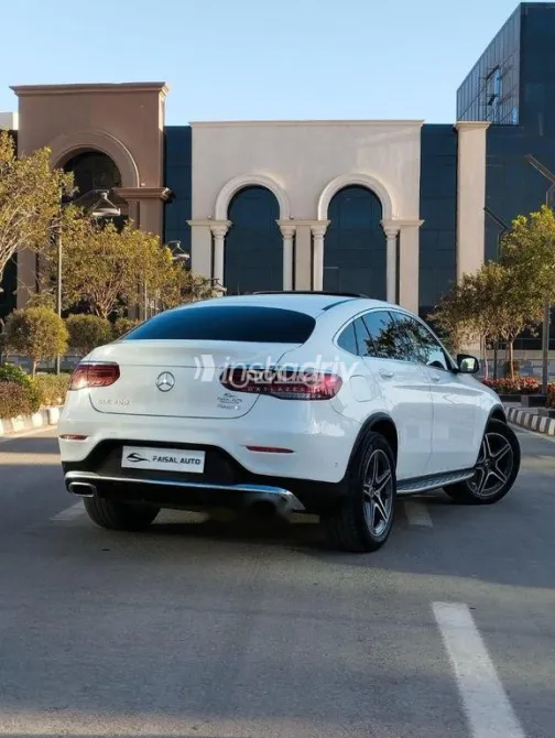 Mercedes GLC 200 2020 White Used for Sale - 5