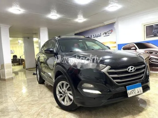Hyundai Tucson GDI 2017 Black Used for Sale - 4