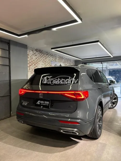 سيات تاراكو 2021 رمادي مستعملة للبيع - 5