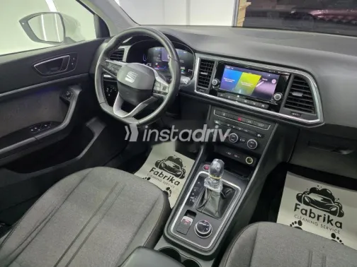 سيات اتيكا 2024 أبيض مستعملة للبيع - 5