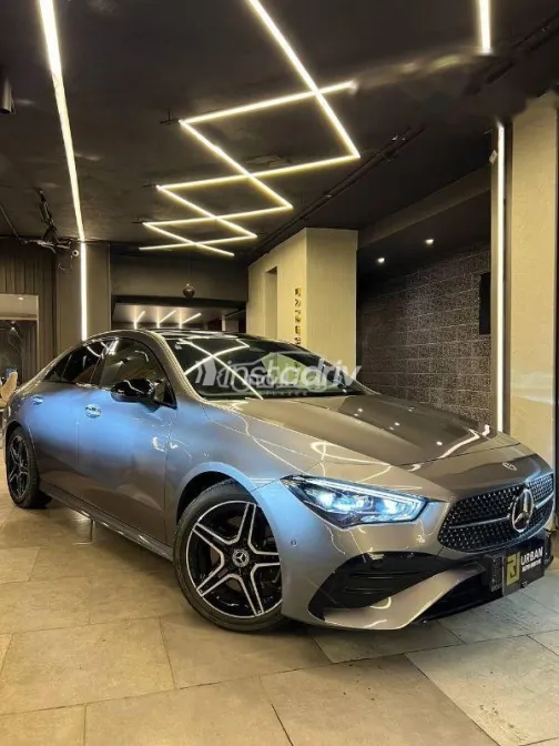 مرسيدس CLA 200 2024 فضي مستعملة للبيع - 1