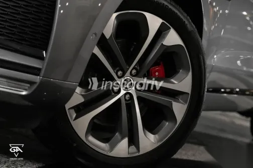 جاكوار اف بيس 2025 رمادي جديدة للبيع - 5