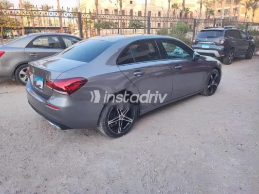 مرسيدس 180 2021 رمادي مستعملة للبيع - 5