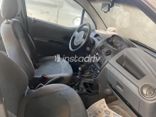 شيفروليه سبارك 2010 فضي مستعملة للبيع - 2