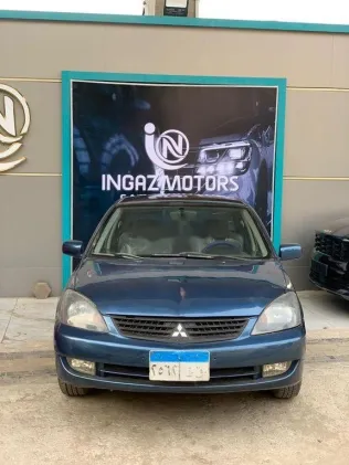 ميتسوبيشي لانسر 2007 أزرق غامق مستعملة للبيع