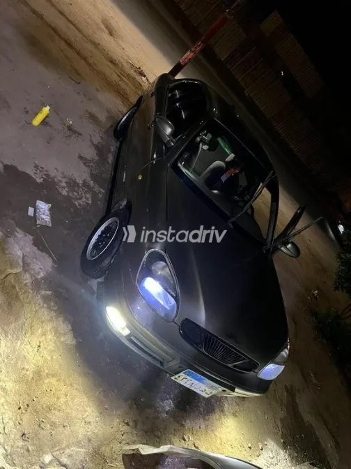 Daewoo Nubira 2 2002 White Used for Sale - 5