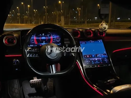 مرسيدس C 200 2022 أسود مستعملة للبيع - 4