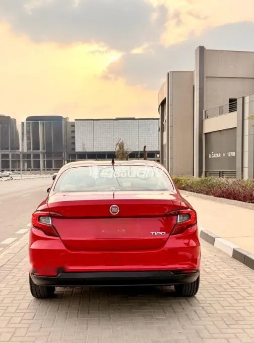 Fiat Tipo 2019 Red Used for Sale - 5