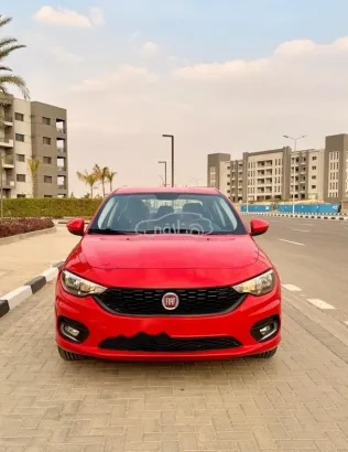 فيات تيبو 2019 أحمر مستعملة للبيع