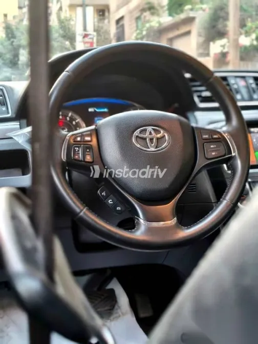 تويوتا بيلتا 2022 فضي مستعملة للبيع - 1