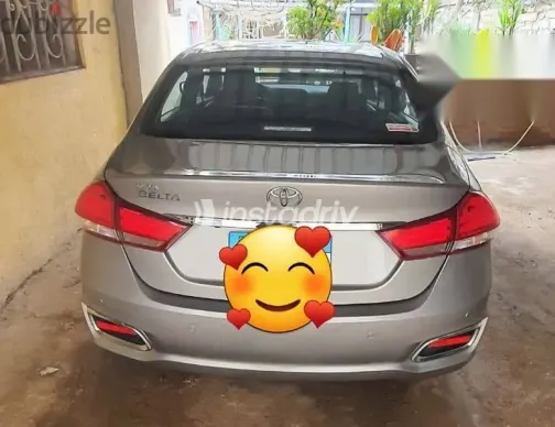 تويوتا بيلتا 2022 فضي مستعملة للبيع - 5