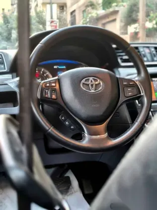 تويوتا بيلتا 2022 فضي مستعملة للبيع