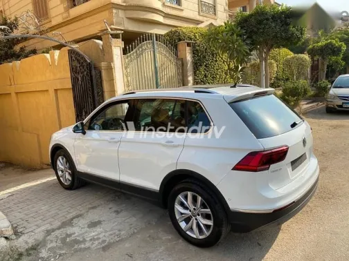 فولكس فاغن تيجون 2020 أبيض مستعملة للبيع - 6