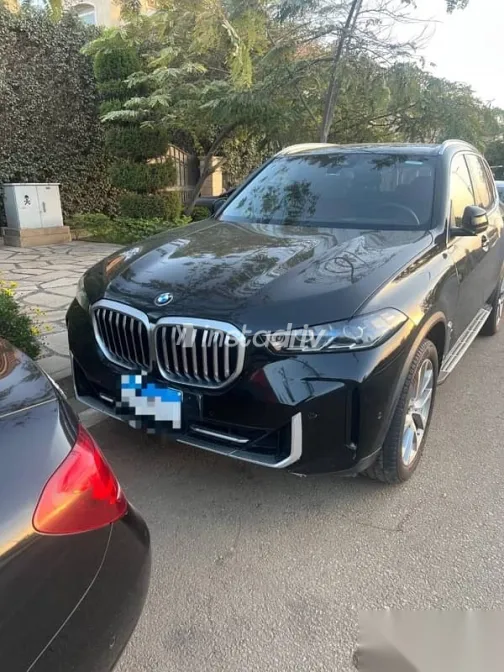 BMW X5 2024 Black Used for Sale - 1