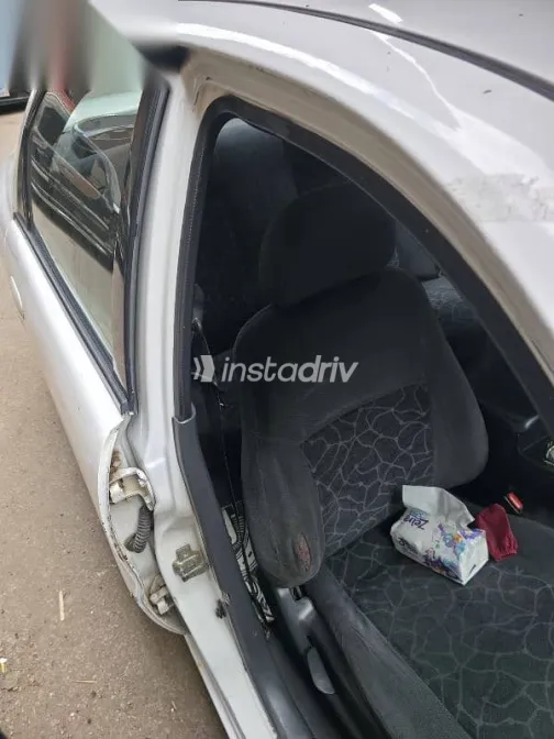 Chevrolet Lanos 2011 White Used for Sale - 8