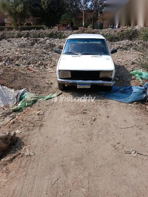 فيات 131 1980 أبيض مستعملة للبيع - 4