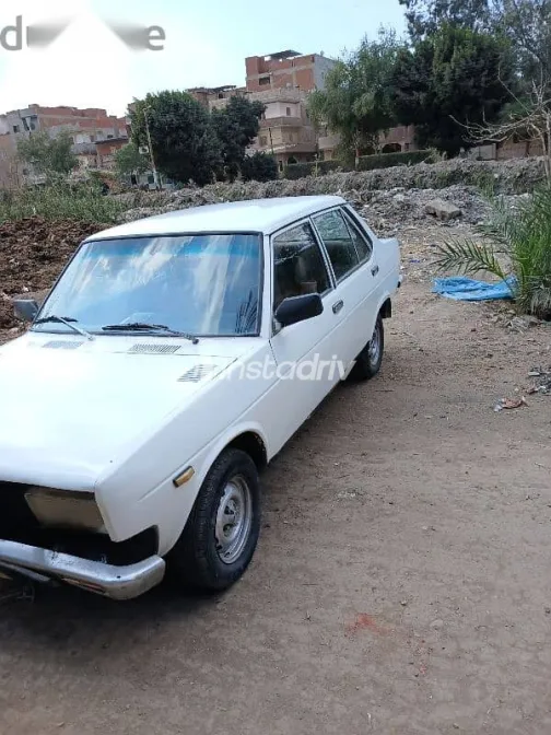 فيات 131 1980 أبيض مستعملة للبيع - 9