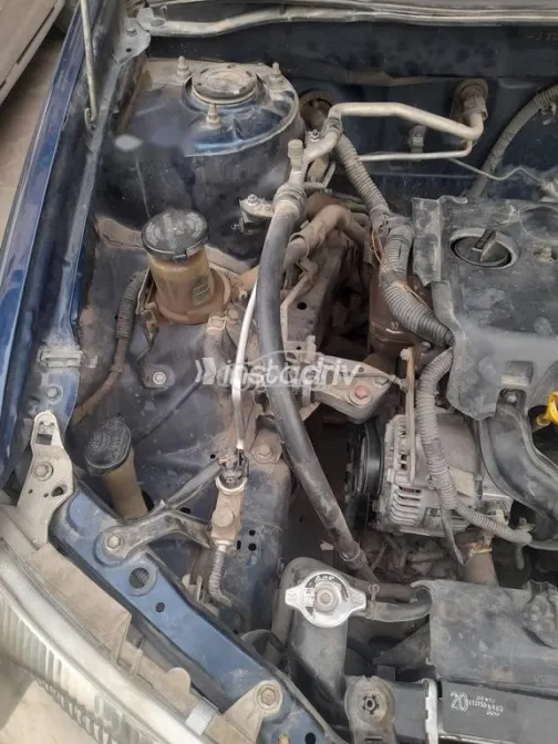 تويوتا كورولا 2006 أزرق غامق مستعملة للبيع - 3